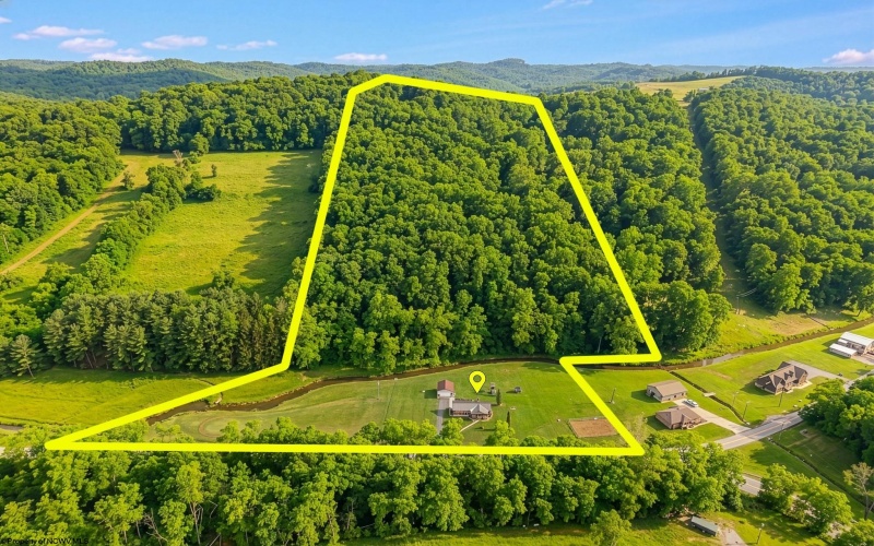 7817 Mason Dixon Highway, Wana, West Virginia 26590, 3 Bedrooms Bedrooms, 9 Rooms Rooms,2 BathroomsBathrooms,Single Family Detached,For Sale,Mason Dixon,10164438