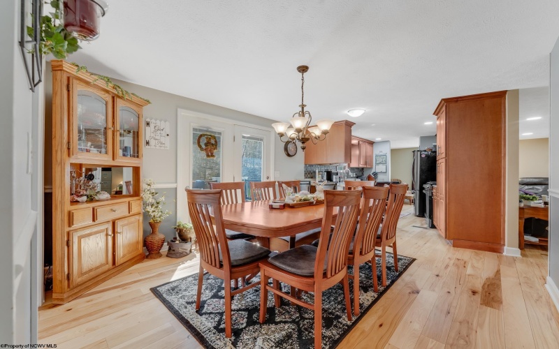 7817 Mason Dixon Highway, Wana, West Virginia 26590, 3 Bedrooms Bedrooms, 9 Rooms Rooms,2 BathroomsBathrooms,Single Family Detached,For Sale,Mason Dixon,10164438