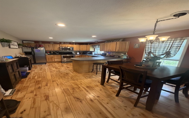 109 Cottage Hill Lane, Beverly, West Virginia 26253, 4 Bedrooms Bedrooms, 8 Rooms Rooms,3 BathroomsBathrooms,Single Family Detached,For Sale,Cottage Hill,10164457