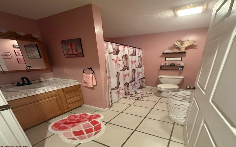 109 Cottage Hill Lane, Beverly, West Virginia 26253, 4 Bedrooms Bedrooms, 8 Rooms Rooms,3 BathroomsBathrooms,Single Family Detached,For Sale,Cottage Hill,10164457