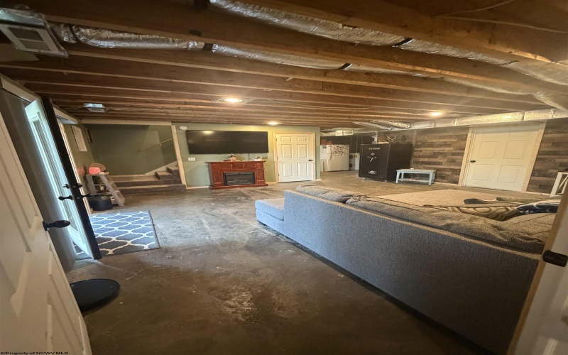 109 Cottage Hill Lane, Beverly, West Virginia 26253, 4 Bedrooms Bedrooms, 8 Rooms Rooms,3 BathroomsBathrooms,Single Family Detached,For Sale,Cottage Hill,10164457