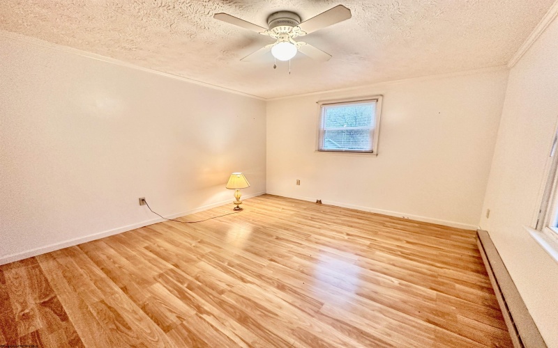 301 Elk River Road, Webster Springs, West Virginia 26288, 3 Bedrooms Bedrooms, 5 Rooms Rooms,1 BathroomBathrooms,Single Family Detached,For Sale,Elk River,10164456