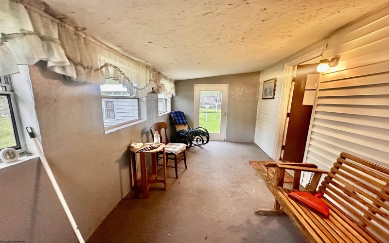 301 Elk River Road, Webster Springs, West Virginia 26288, 3 Bedrooms Bedrooms, 5 Rooms Rooms,1 BathroomBathrooms,Single Family Detached,For Sale,Elk River,10164456