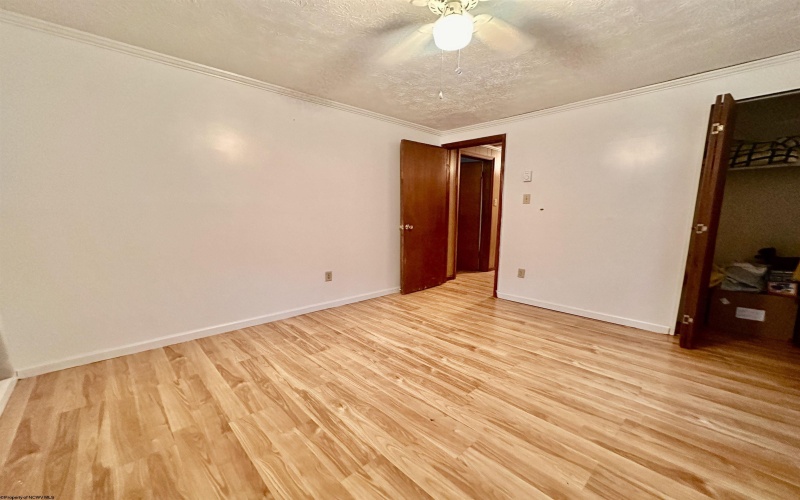 301 Elk River Road, Webster Springs, West Virginia 26288, 3 Bedrooms Bedrooms, 5 Rooms Rooms,1 BathroomBathrooms,Single Family Detached,For Sale,Elk River,10164456