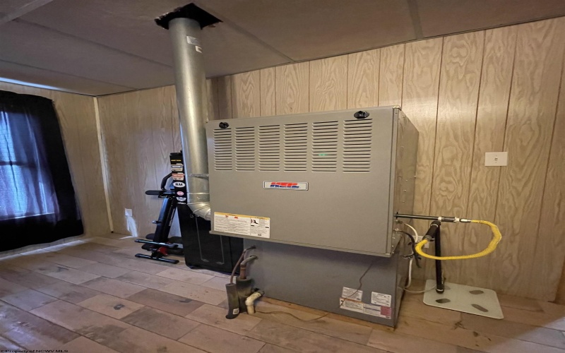 2932 Barbour County Highway, Belington, West Virginia 26250, 3 Bedrooms Bedrooms, 7 Rooms Rooms,2 BathroomsBathrooms,Single Family Detached,For Sale,Barbour County,10164455