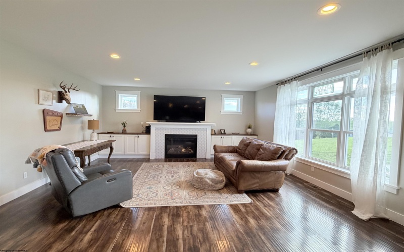 2393 Stony Run Road, Independence, West Virginia 26374, 4 Bedrooms Bedrooms, 15 Rooms Rooms,3 BathroomsBathrooms,Single Family Detached,For Sale,Stony Run,10164463