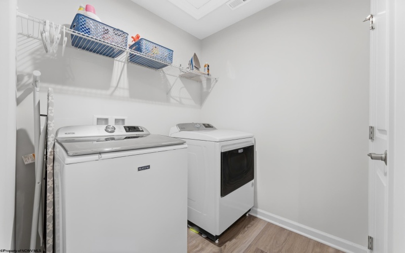 110 Magisk Lane, Morgantown, West Virginia 26501, 3 Bedrooms Bedrooms, 7 Rooms Rooms,3 BathroomsBathrooms,Single Family Attached,For Sale,Magisk,10164459