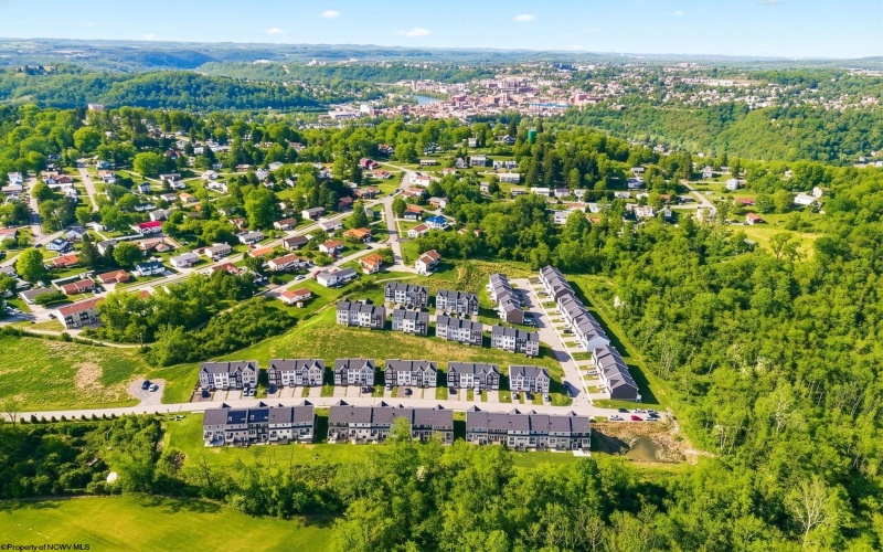 110 Magisk Lane, Morgantown, West Virginia 26501, 3 Bedrooms Bedrooms, 7 Rooms Rooms,3 BathroomsBathrooms,Single Family Attached,For Sale,Magisk,10164459