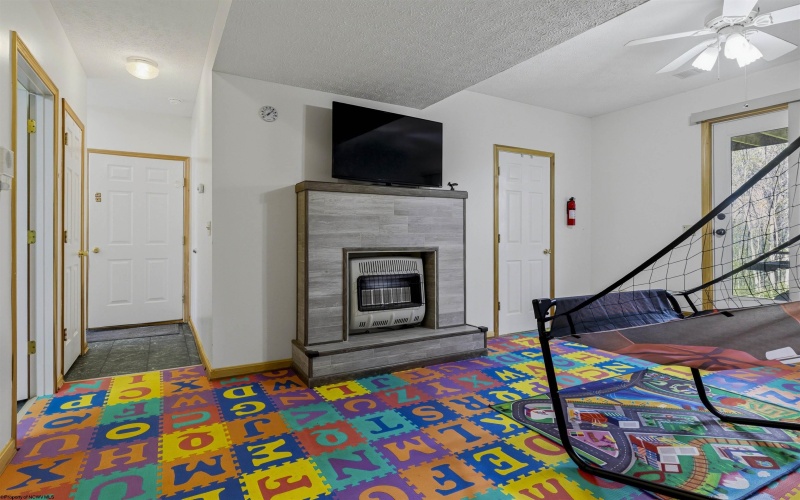 99 Summit Court, Bruceton Mills, West Virginia 26525, 3 Bedrooms Bedrooms, 8 Rooms Rooms,3 BathroomsBathrooms,Single Family Detached,For Sale,Summit,10164462