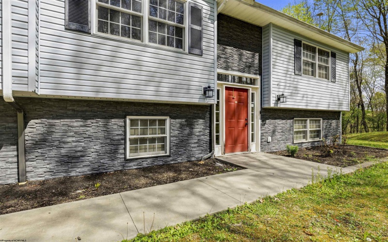 99 Summit Court, Bruceton Mills, West Virginia 26525, 3 Bedrooms Bedrooms, 8 Rooms Rooms,3 BathroomsBathrooms,Single Family Detached,For Sale,Summit,10164462