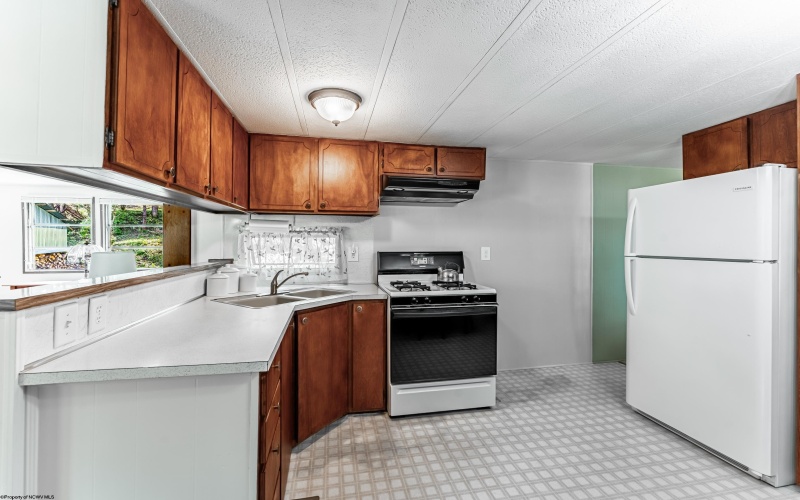 134 Levels Road, Fairmont, West Virginia 26554-0000, 2 Bedrooms Bedrooms, 5 Rooms Rooms,1 BathroomBathrooms,Single Family Detached,For Sale,Levels,10164461