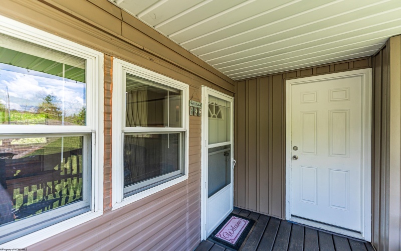 134 Levels Road, Fairmont, West Virginia 26554-0000, 2 Bedrooms Bedrooms, 5 Rooms Rooms,1 BathroomBathrooms,Single Family Detached,For Sale,Levels,10164461