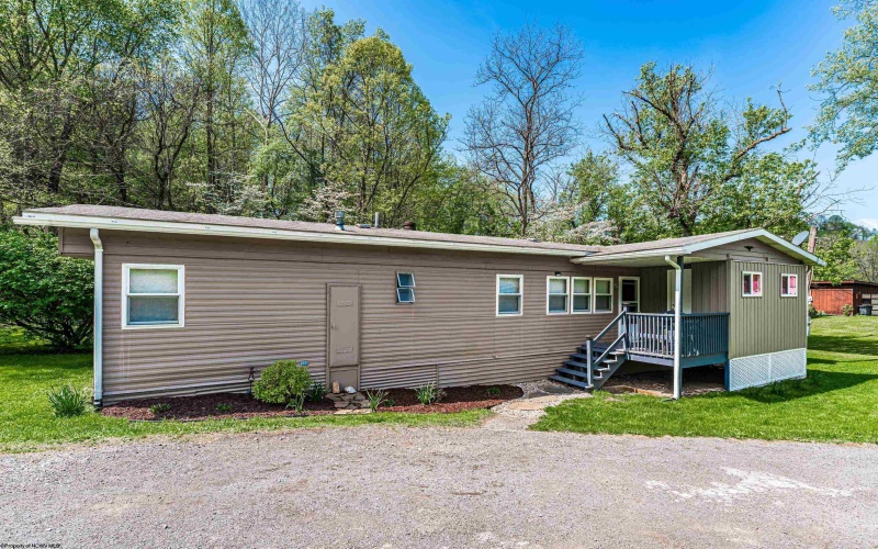 134 Levels Road, Fairmont, West Virginia 26554-0000, 2 Bedrooms Bedrooms, 5 Rooms Rooms,1 BathroomBathrooms,Single Family Detached,For Sale,Levels,10164461