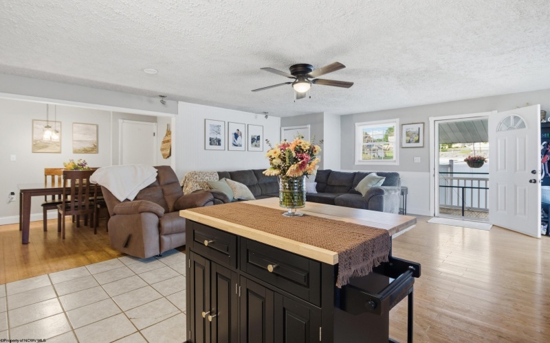 536 Herman Avenue, Star City, West Virginia 26505, 3 Bedrooms Bedrooms, 5 Rooms Rooms,2 BathroomsBathrooms,Single Family Detached,For Sale,Herman,10164460