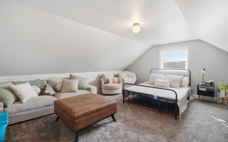 536 Herman Avenue, Star City, West Virginia 26505, 3 Bedrooms Bedrooms, 5 Rooms Rooms,2 BathroomsBathrooms,Single Family Detached,For Sale,Herman,10164460