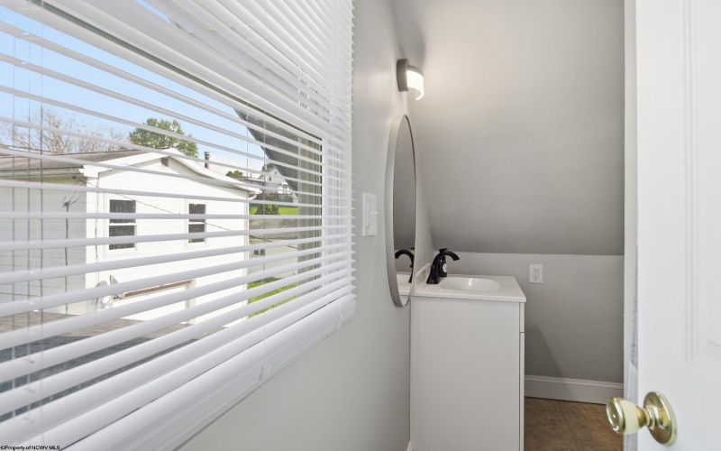 536 Herman Avenue, Star City, West Virginia 26505, 3 Bedrooms Bedrooms, 5 Rooms Rooms,2 BathroomsBathrooms,Single Family Detached,For Sale,Herman,10164460