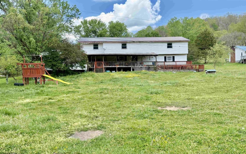 8613 Georgetown Road, Roanoke, West Virginia 26447, 5 Bedrooms Bedrooms, 9 Rooms Rooms,3 BathroomsBathrooms,Single Family Detached,For Sale,Georgetown,10164465