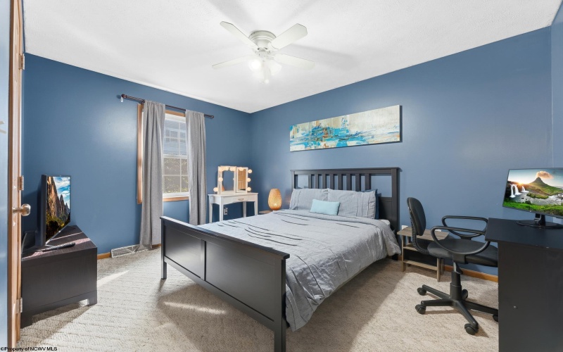 840 Quadrilla Street, Morgantown, West Virginia 26505, 3 Bedrooms Bedrooms, 6 Rooms Rooms,2 BathroomsBathrooms,Single Family Attached,For Sale,Quadrilla,10164464