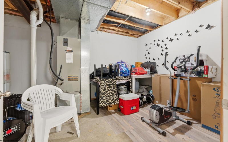 840 Quadrilla Street, Morgantown, West Virginia 26505, 3 Bedrooms Bedrooms, 6 Rooms Rooms,2 BathroomsBathrooms,Single Family Attached,For Sale,Quadrilla,10164464