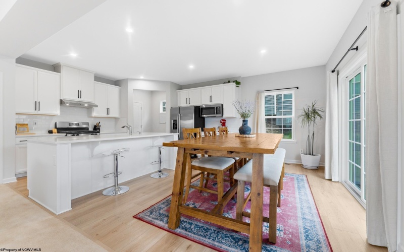 39 David Lane, Morgantown, West Virginia 26505, 4 Bedrooms Bedrooms, 6 Rooms Rooms,2 BathroomsBathrooms,Single Family Detached,For Sale,David,10164467