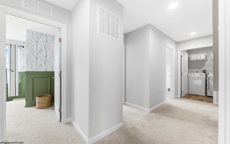 39 David Lane, Morgantown, West Virginia 26505, 4 Bedrooms Bedrooms, 6 Rooms Rooms,2 BathroomsBathrooms,Single Family Detached,For Sale,David,10164467