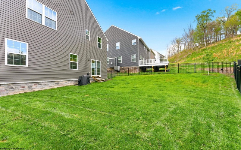 39 David Lane, Morgantown, West Virginia 26505, 4 Bedrooms Bedrooms, 6 Rooms Rooms,2 BathroomsBathrooms,Single Family Detached,For Sale,David,10164467