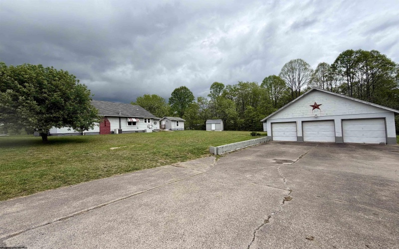 1606 Old Mill Road, Weston, West Virginia 26452, 3 Bedrooms Bedrooms, 7 Rooms Rooms,1 BathroomBathrooms,Single Family Detached,For Sale,Old Mill,10164468