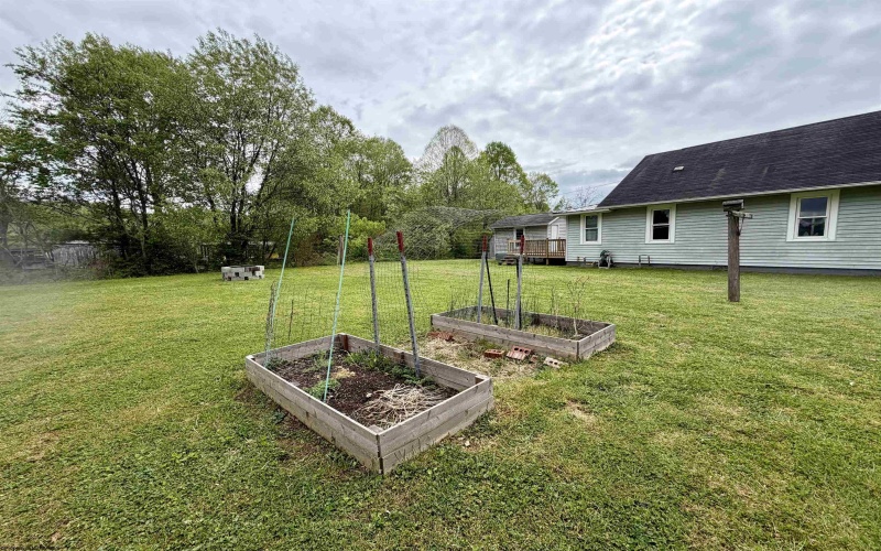 1606 Old Mill Road, Weston, West Virginia 26452, 3 Bedrooms Bedrooms, 7 Rooms Rooms,1 BathroomBathrooms,Single Family Detached,For Sale,Old Mill,10164468