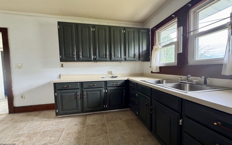 1606 Old Mill Road, Weston, West Virginia 26452, 3 Bedrooms Bedrooms, 7 Rooms Rooms,1 BathroomBathrooms,Single Family Detached,For Sale,Old Mill,10164468