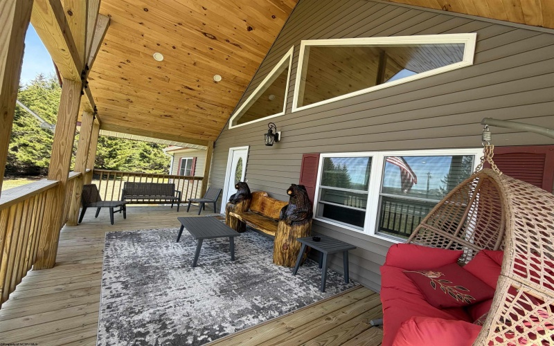 3291 Grassy Ridge Road, Mount Storm, West Virginia 26739, 4 Bedrooms Bedrooms, 8 Rooms Rooms,2 BathroomsBathrooms,Single Family Detached,For Sale,Grassy Ridge,10164472