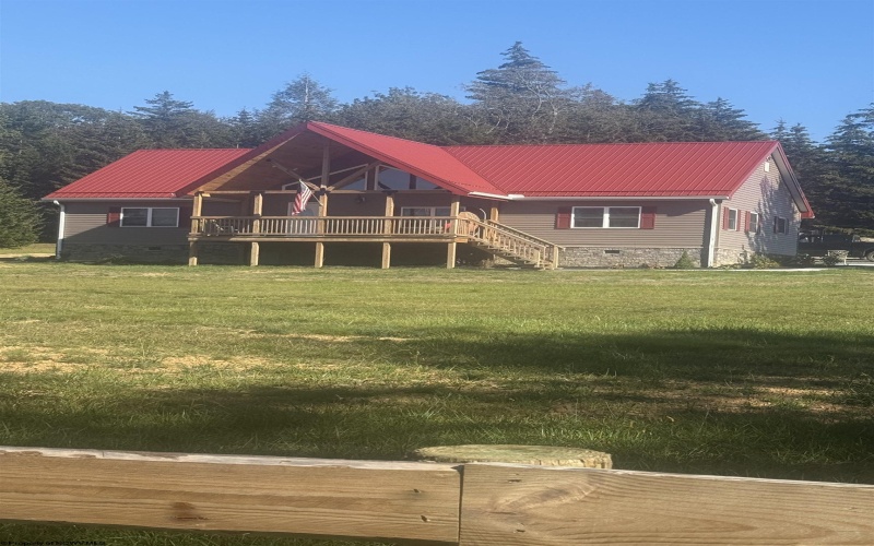 3291 Grassy Ridge Road, Mount Storm, West Virginia 26739, 4 Bedrooms Bedrooms, 8 Rooms Rooms,2 BathroomsBathrooms,Single Family Detached,For Sale,Grassy Ridge,10164472