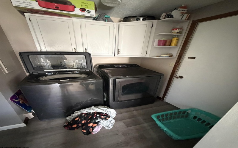 49 Foster Street, Buckhannon, West Virginia 26201, 3 Bedrooms Bedrooms, 7 Rooms Rooms,1 BathroomBathrooms,Single Family Detached,For Sale,Foster,10164474