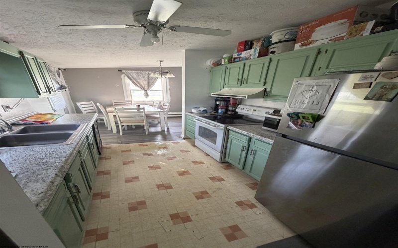 49 Foster Street, Buckhannon, West Virginia 26201, 3 Bedrooms Bedrooms, 7 Rooms Rooms,1 BathroomBathrooms,Single Family Detached,For Sale,Foster,10164474