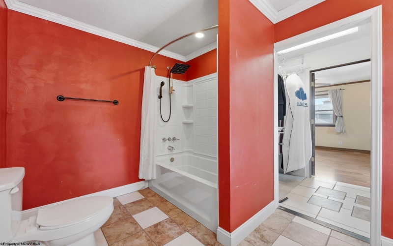 488 Wisconsin Avenue, Westover, West Virginia 26501, 3 Bedrooms Bedrooms, 7 Rooms Rooms,2 BathroomsBathrooms,Single Family Detached,For Sale,Wisconsin,10164473