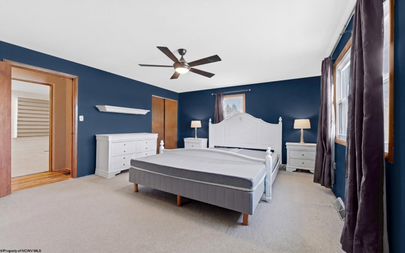 488 Wisconsin Avenue, Westover, West Virginia 26501, 3 Bedrooms Bedrooms, 7 Rooms Rooms,2 BathroomsBathrooms,Single Family Detached,For Sale,Wisconsin,10164473