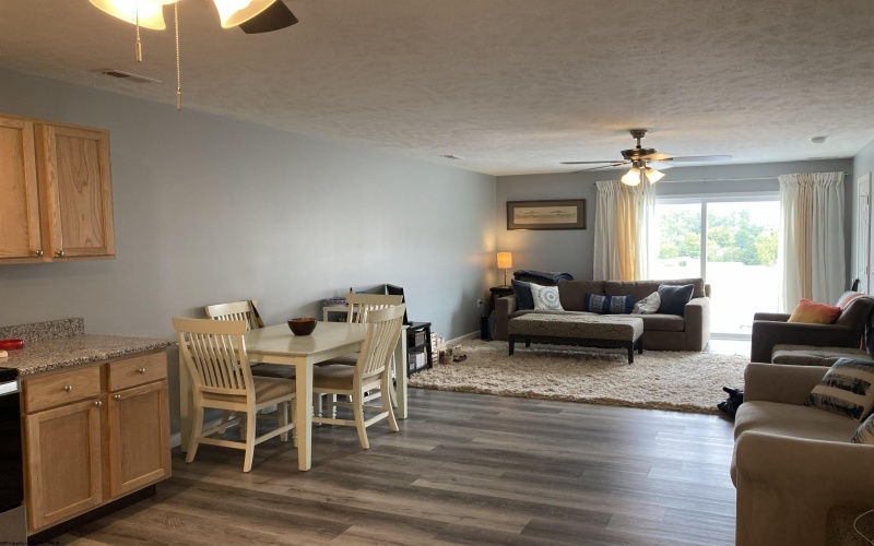 802 Puzzle Place, Morgantown, West Virginia 26505, 2 Bedrooms Bedrooms, 4 Rooms Rooms,3 BathroomsBathrooms,Residential Rentals,For Rent,Puzzle,10164476