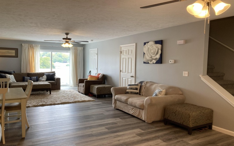 802 Puzzle Place, Morgantown, West Virginia 26505, 2 Bedrooms Bedrooms, 4 Rooms Rooms,3 BathroomsBathrooms,Residential Rentals,For Rent,Puzzle,10164476