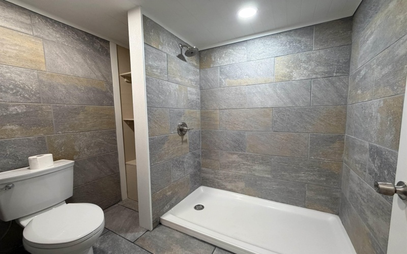 111 Lira Lane, Morgantown, West Virginia 26505, 1 Bedroom Bedrooms, 2 Rooms Rooms,1 BathroomBathrooms,Residential Rentals,For Rent,Lira,10164483