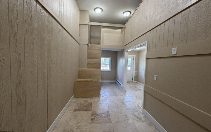 111 Lira Lane, Morgantown, West Virginia 26505, 1 Bedroom Bedrooms, 2 Rooms Rooms,1 BathroomBathrooms,Residential Rentals,For Rent,Lira,10164483