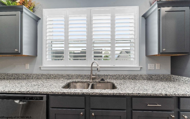 2052 Mountain Ash Lane, Morgantown, West Virginia 26501, 3 Bedrooms Bedrooms, 10 Rooms Rooms,3 BathroomsBathrooms,Residential Rentals,For Rent,Mountain Ash,10164485