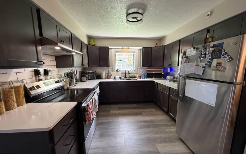 32 Highland Avenue, Morgantown, West Virginia 26505, 4 Bedrooms Bedrooms, 7 Rooms Rooms,2 BathroomsBathrooms,Residential Rentals,For Rent,Highland,10164491