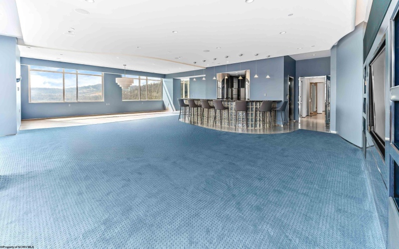 2 Waterfront Place, Morgantown, West Virginia 26501, 4 Bedrooms Bedrooms, 11 Rooms Rooms,4 BathroomsBathrooms,Single Family Attached,For Sale,Waterfront,10164492