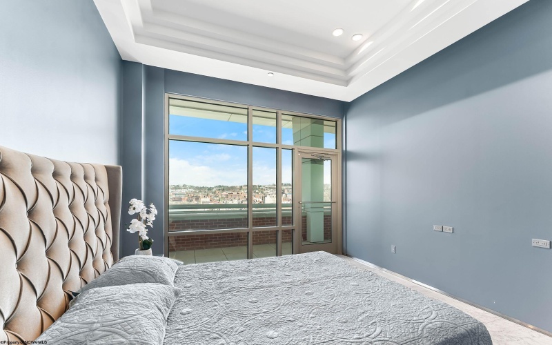 2 Waterfront Place, Morgantown, West Virginia 26501, 4 Bedrooms Bedrooms, 11 Rooms Rooms,4 BathroomsBathrooms,Single Family Attached,For Sale,Waterfront,10164492