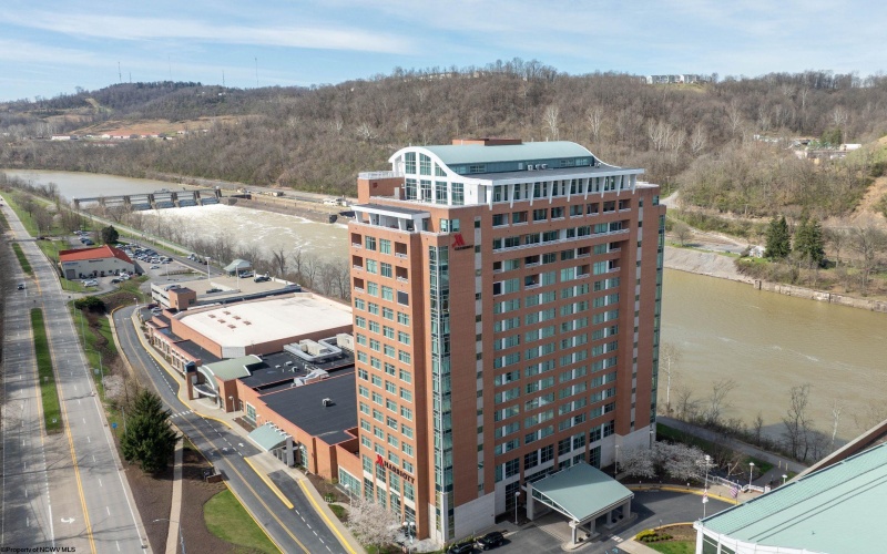 2 Waterfront Place, Morgantown, West Virginia 26501, 4 Bedrooms Bedrooms, 11 Rooms Rooms,4 BathroomsBathrooms,Single Family Attached,For Sale,Waterfront,10164492