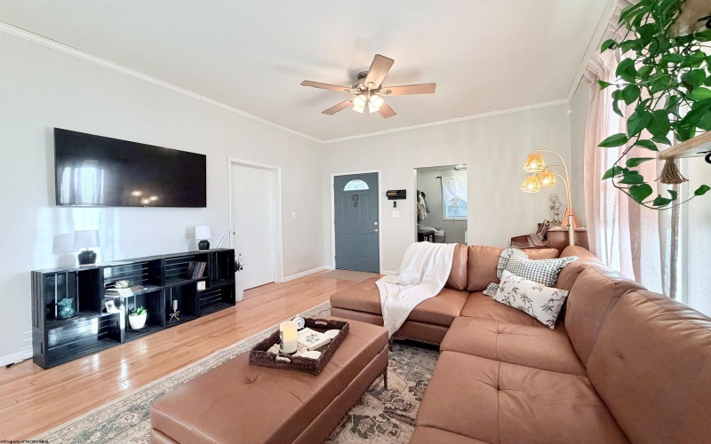 410 Haymond Highway, Clarksburg, West Virginia 26301-3864, 3 Bedrooms Bedrooms, 7 Rooms Rooms,2 BathroomsBathrooms,Single Family Detached,For Sale,Haymond,10164496