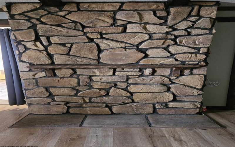 741 Mulberry Avenue, Clarksburg, West Virginia 26301, 4 Bedrooms Bedrooms, 10 Rooms Rooms,2 BathroomsBathrooms,Single Family Detached,For Sale,Mulberry,10164493