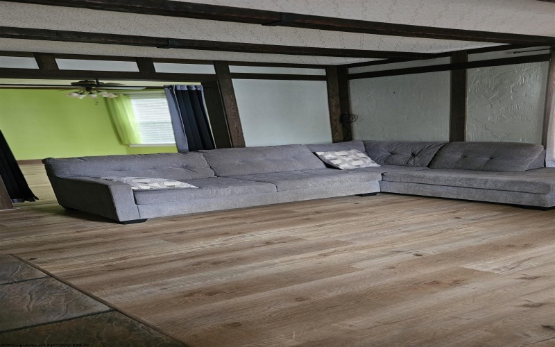 741 Mulberry Avenue, Clarksburg, West Virginia 26301, 4 Bedrooms Bedrooms, 10 Rooms Rooms,2 BathroomsBathrooms,Single Family Detached,For Sale,Mulberry,10164493