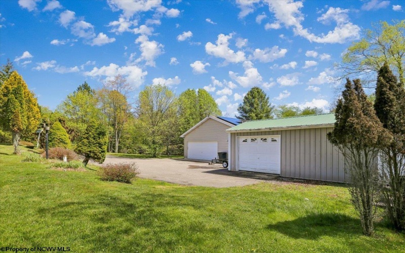 107 Number 41 Mine Road, Thomas, West Virginia 26292, 4 Bedrooms Bedrooms, 10 Rooms Rooms,3 BathroomsBathrooms,Single Family Detached,For Sale,Number 41 Mine,10164490