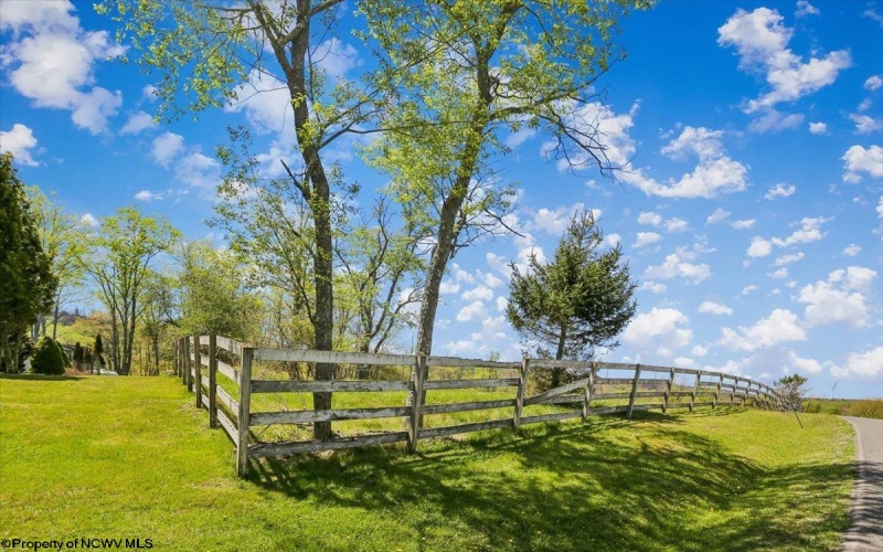 107 Number 41 Mine Road, Thomas, West Virginia 26292, 4 Bedrooms Bedrooms, 10 Rooms Rooms,3 BathroomsBathrooms,Single Family Detached,For Sale,Number 41 Mine,10164490