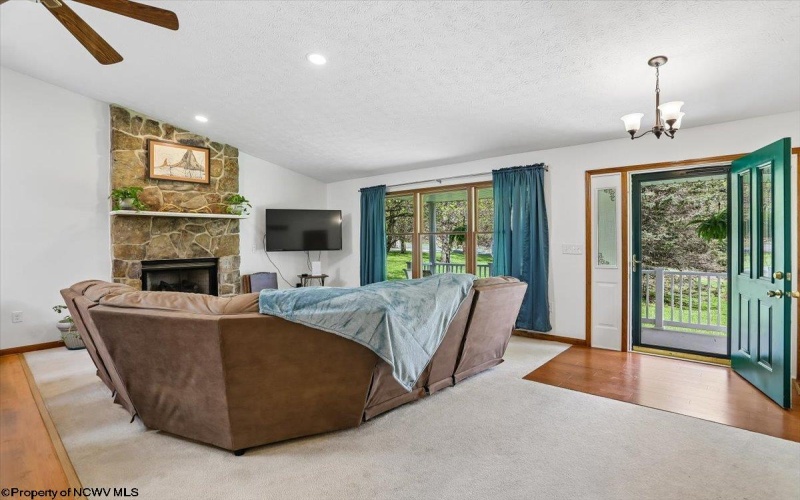 107 Number 41 Mine Road, Thomas, West Virginia 26292, 4 Bedrooms Bedrooms, 10 Rooms Rooms,3 BathroomsBathrooms,Single Family Detached,For Sale,Number 41 Mine,10164490